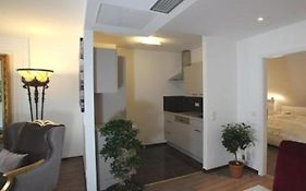 Hotel Kavun Munich