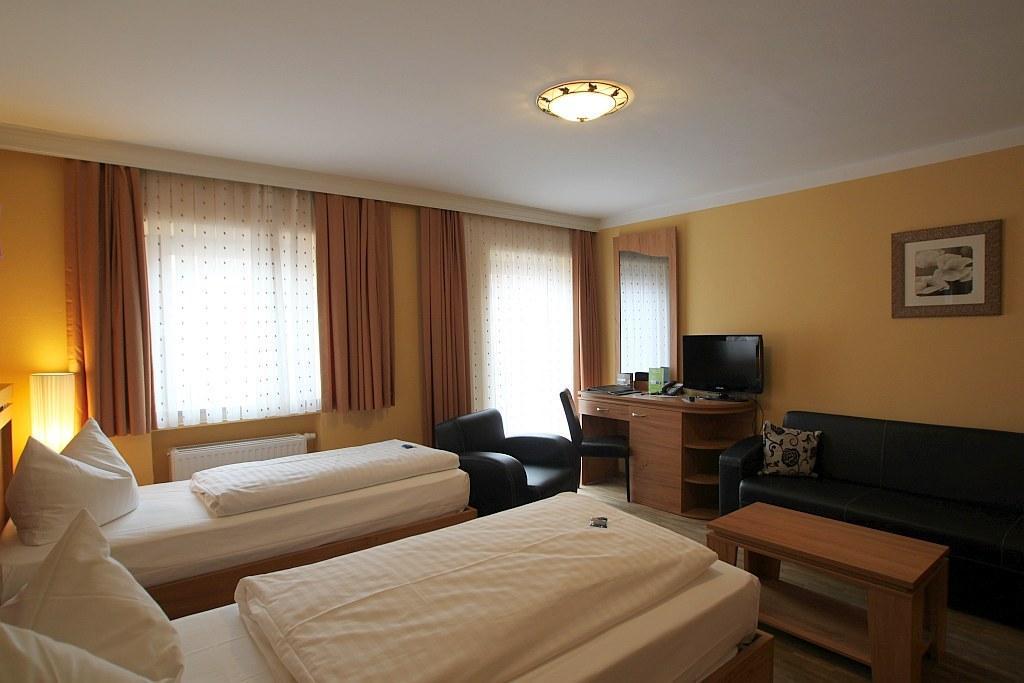 Hotel Kavun Мюнхен Экстерьер фото