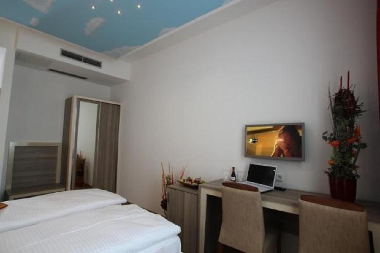 Hotel Kavun Мюнхен Экстерьер фото