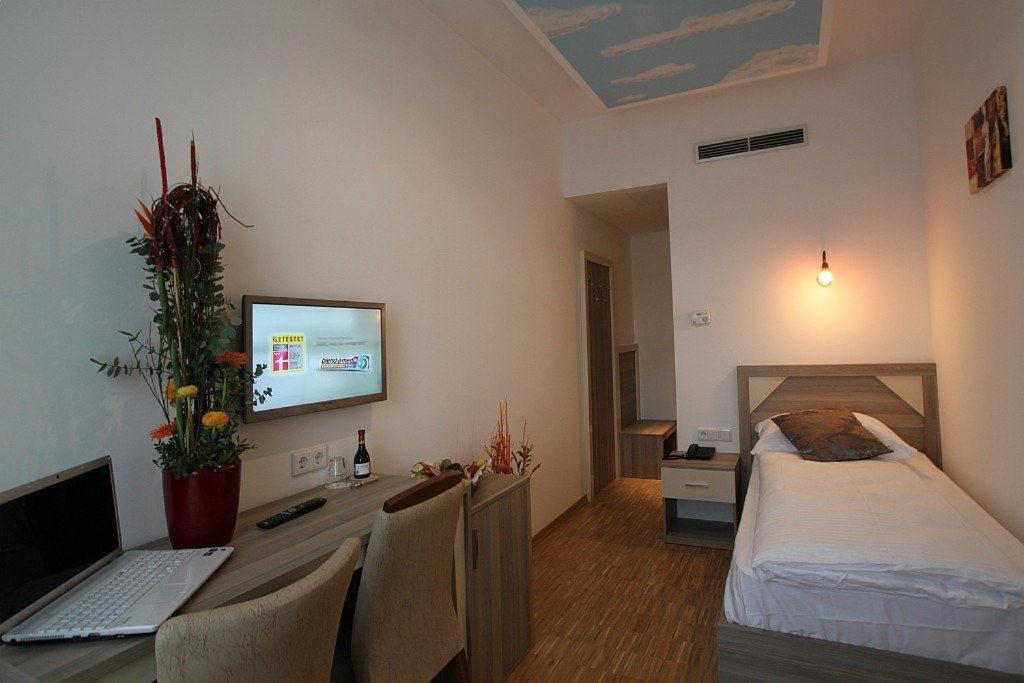 Hotel Kavun Мюнхен Экстерьер фото